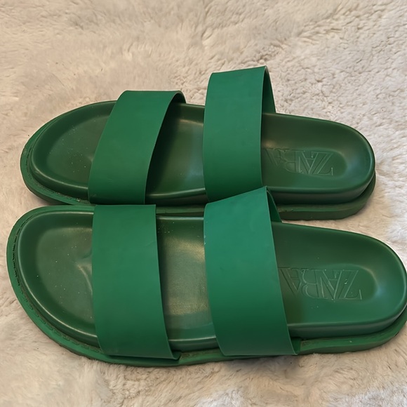 Zara Vibrant Green Slip On Moulded Sandals - Picture 5 of 9